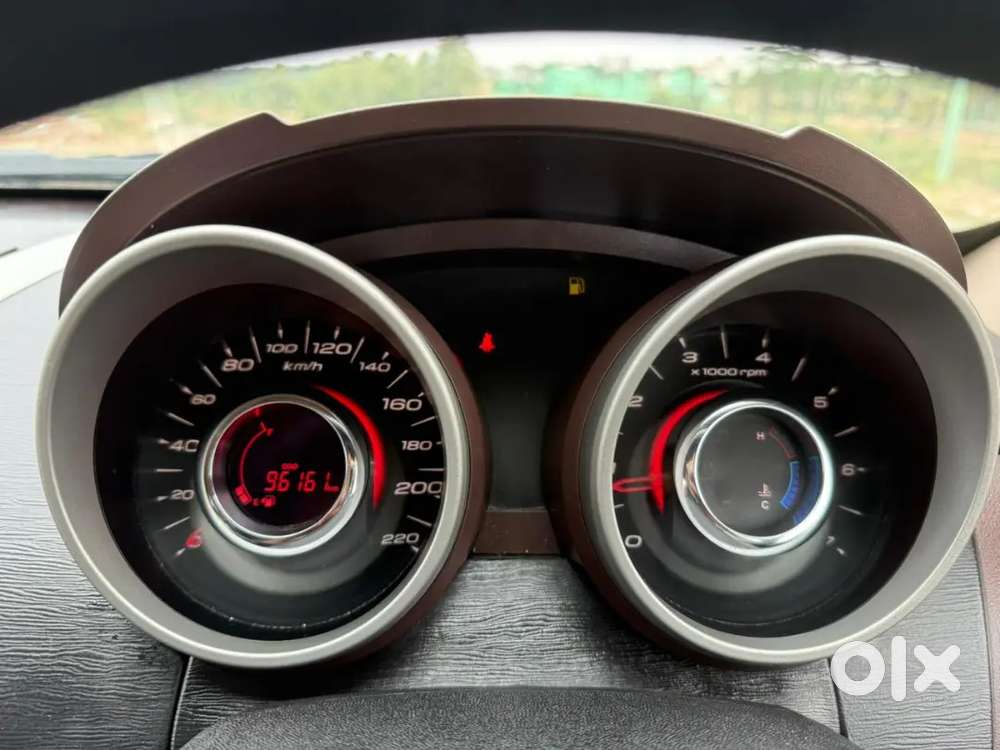 Mahindra Xuv500 2015 Diesel 96161 Km Driven