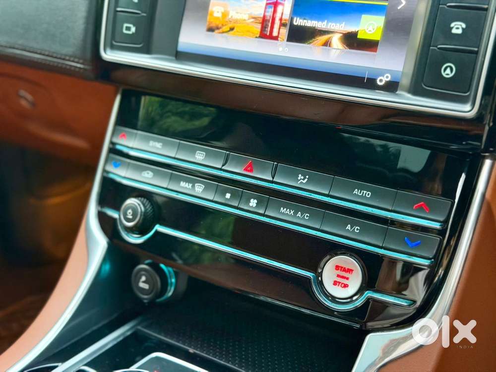 Jaguar Xe Petrol 2017