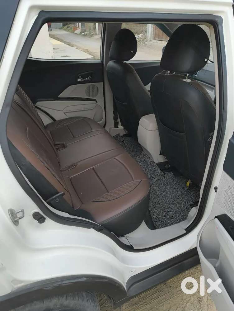 Mahindra Xuv300 W8 Optional Sunroof Diesel