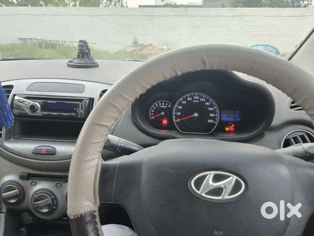 Hyundai I10 2013 Cng & Hybrids Well Maintained