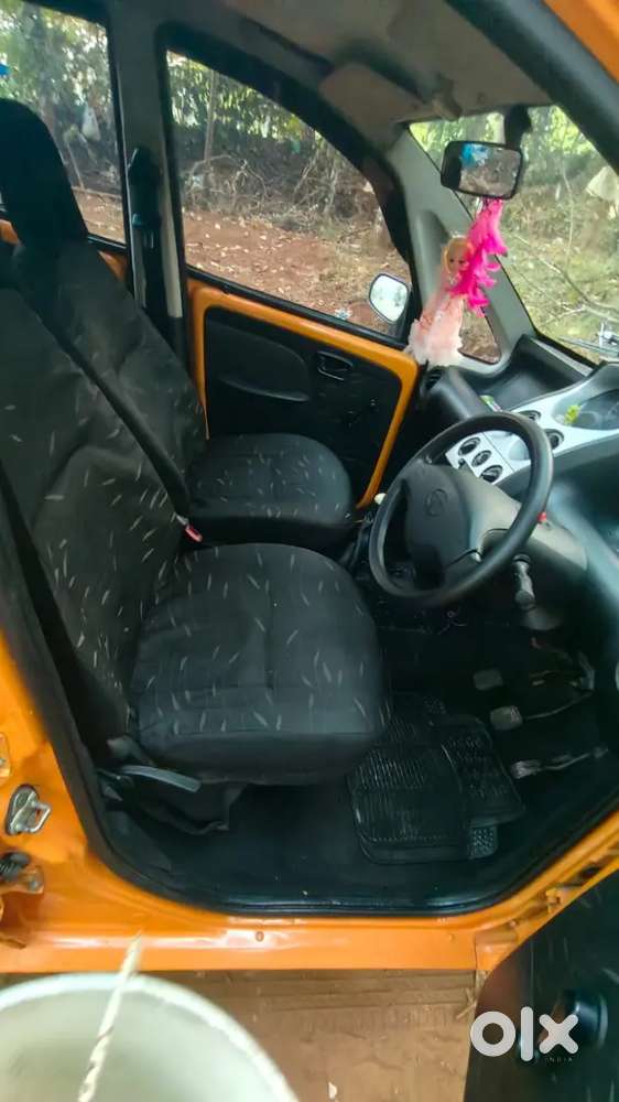Tata Nano Xe 2012