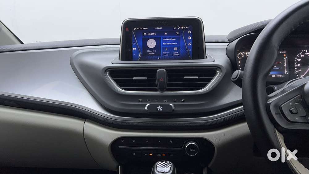 Tata Altroz 1.2 Xza Plus, 2022, Petrol