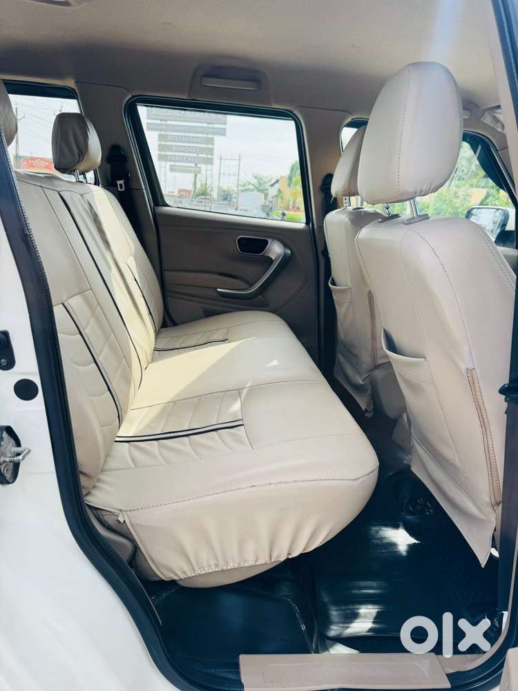 Mahindra Bolero Neo 1.5 N 10, 2023, Diesel