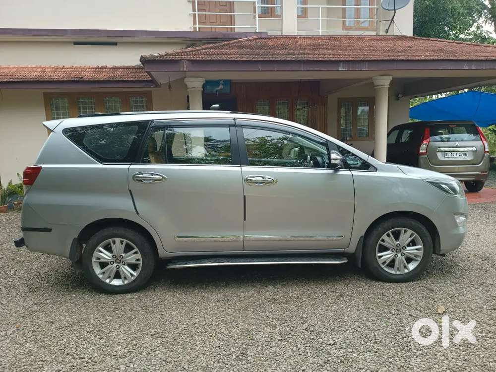 Toyota Innova Crysta Z 2.8 Automatic 2017 Diesel 138750 Km Driven