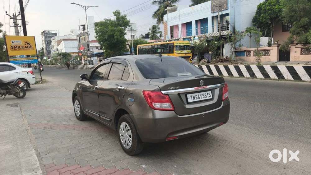 Maruti Suzuki Dzire 1.2 Vxi, 2022, Petrol