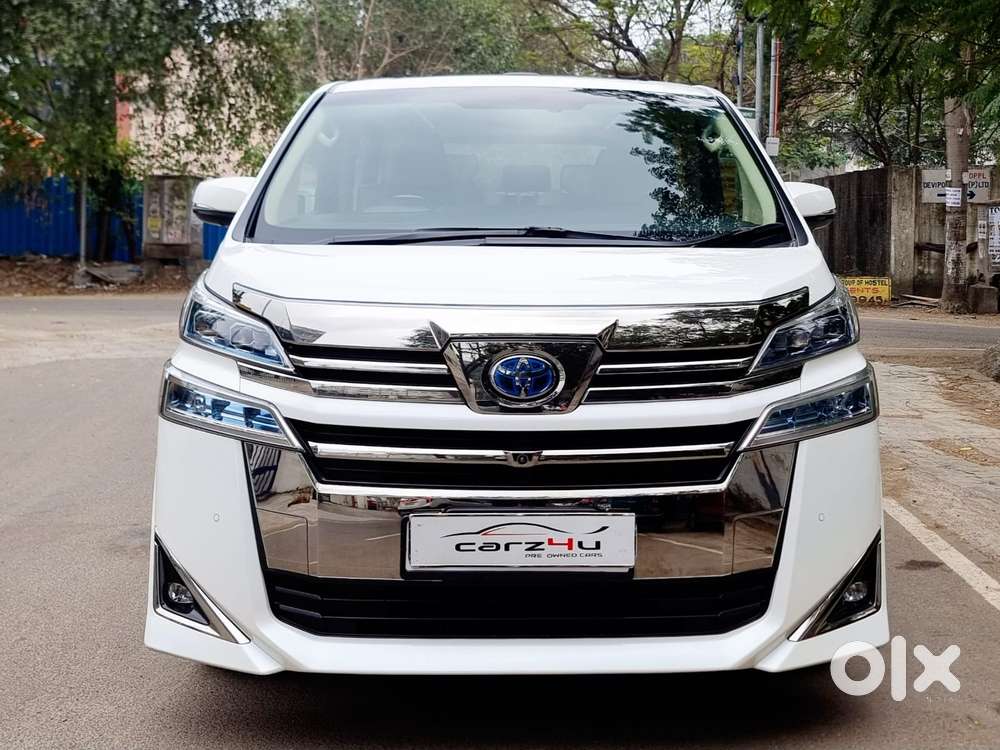 Toyota Vellfire Vip – Executive Lounge, 2022, Cng & Hybrids