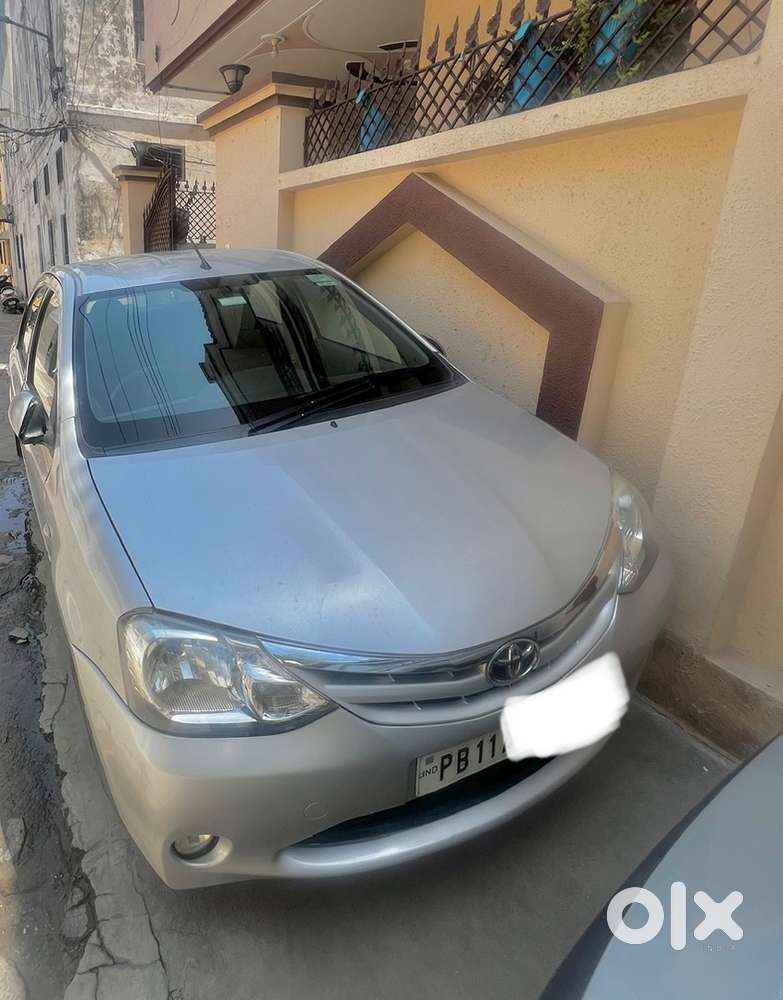 Toyota Etios Petrol 2011