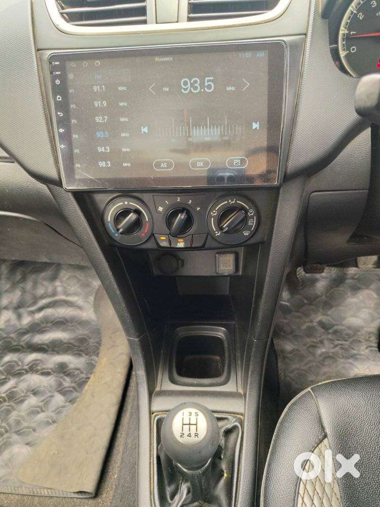 Maruti Suzuki Swift Vxi + Manual, 2016, Petrol