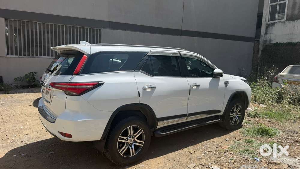 Toyota Fortuner 2024 Diesel Well Maintained