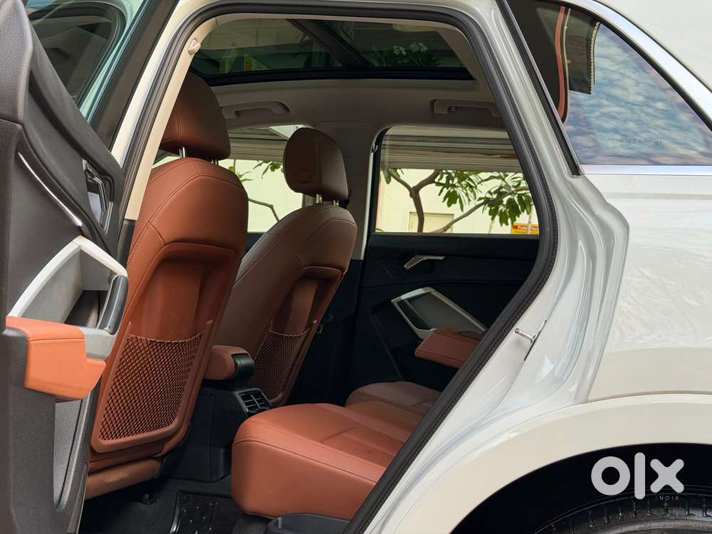Audi Q3 40 Tfsi Premium Plus, 2023, Petrol