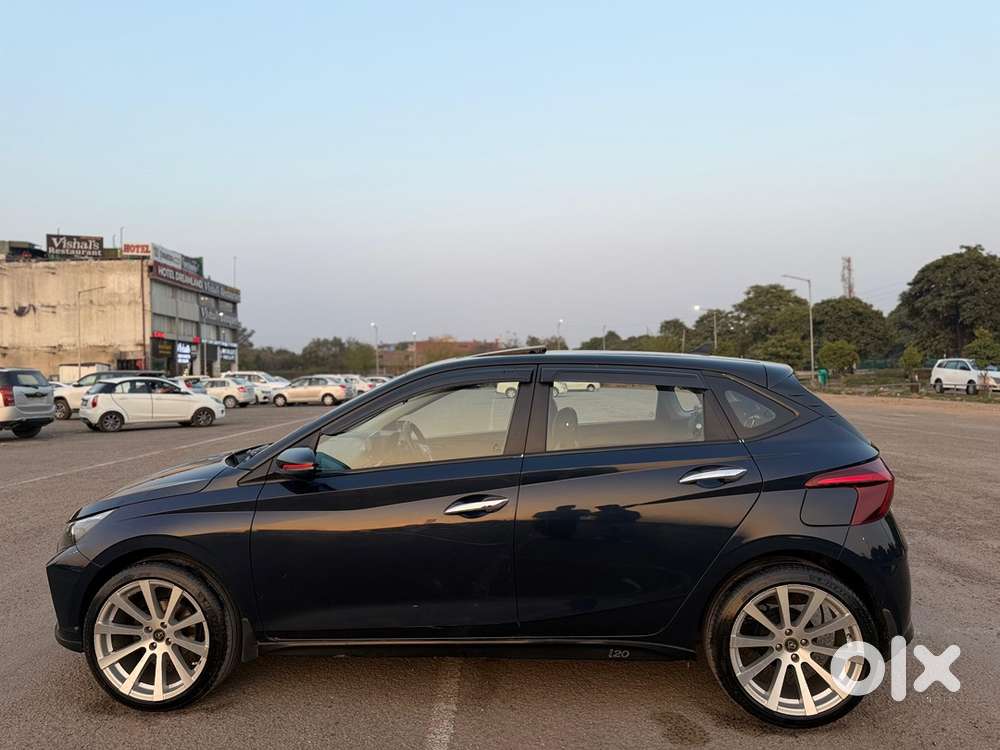 Top Model Hyundai New I20 Asta (o)petrol Manual 2021