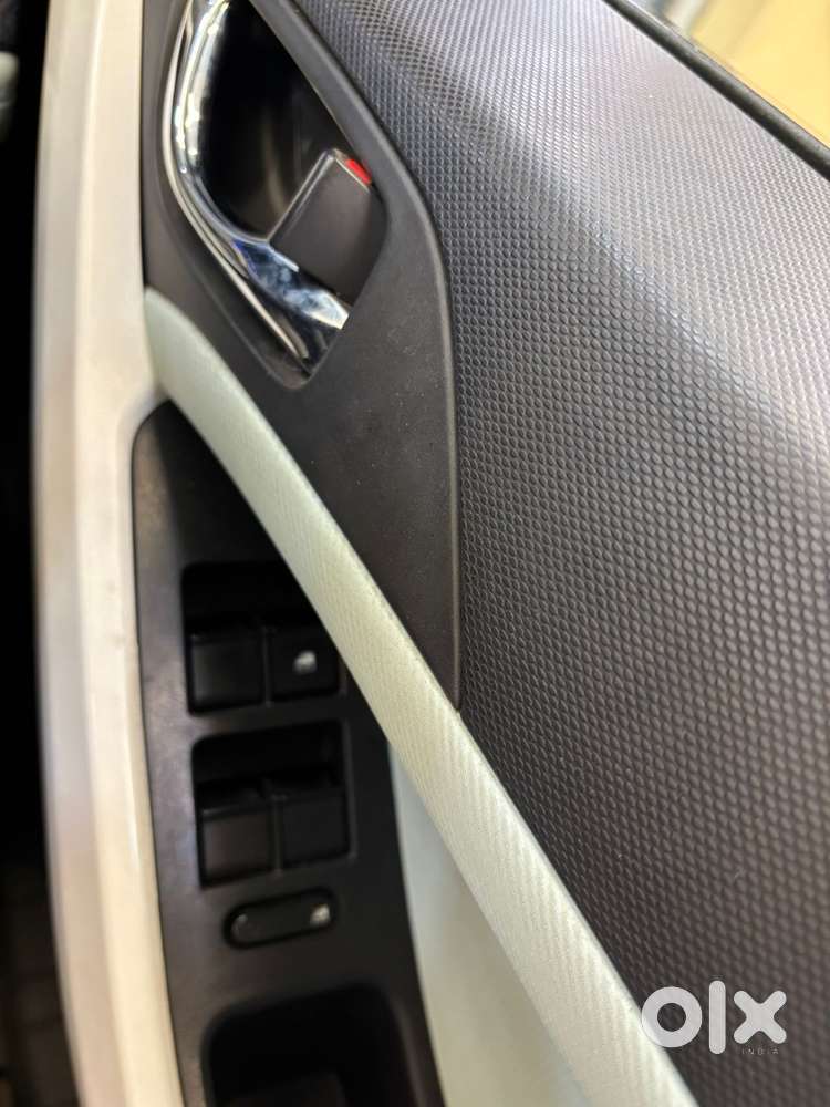 Tata Nexon Creative Plus S 1.2 Revotron Petrol 6 Mt, 2023, Petrol