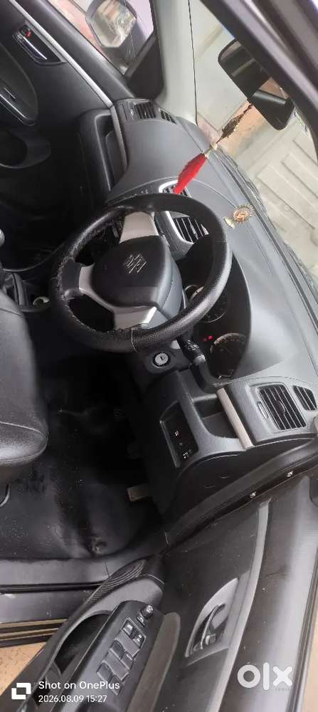 Swift 2016 Petrol Car