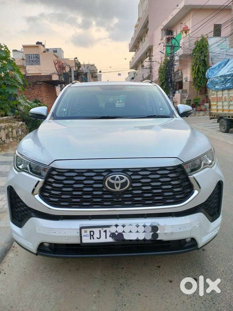 Toyota Innova Hycross 2.0 Vx Hybrid 8 Str, 2025, Petrol
