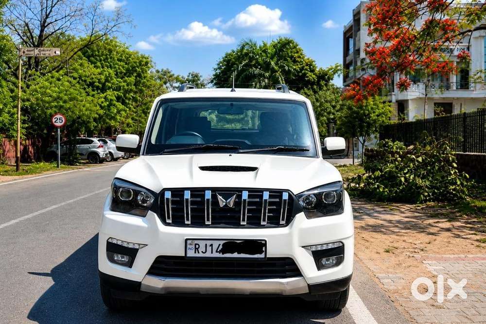 Mahindra Scorpio Classic 2023 Diesel 41000 Km Driven