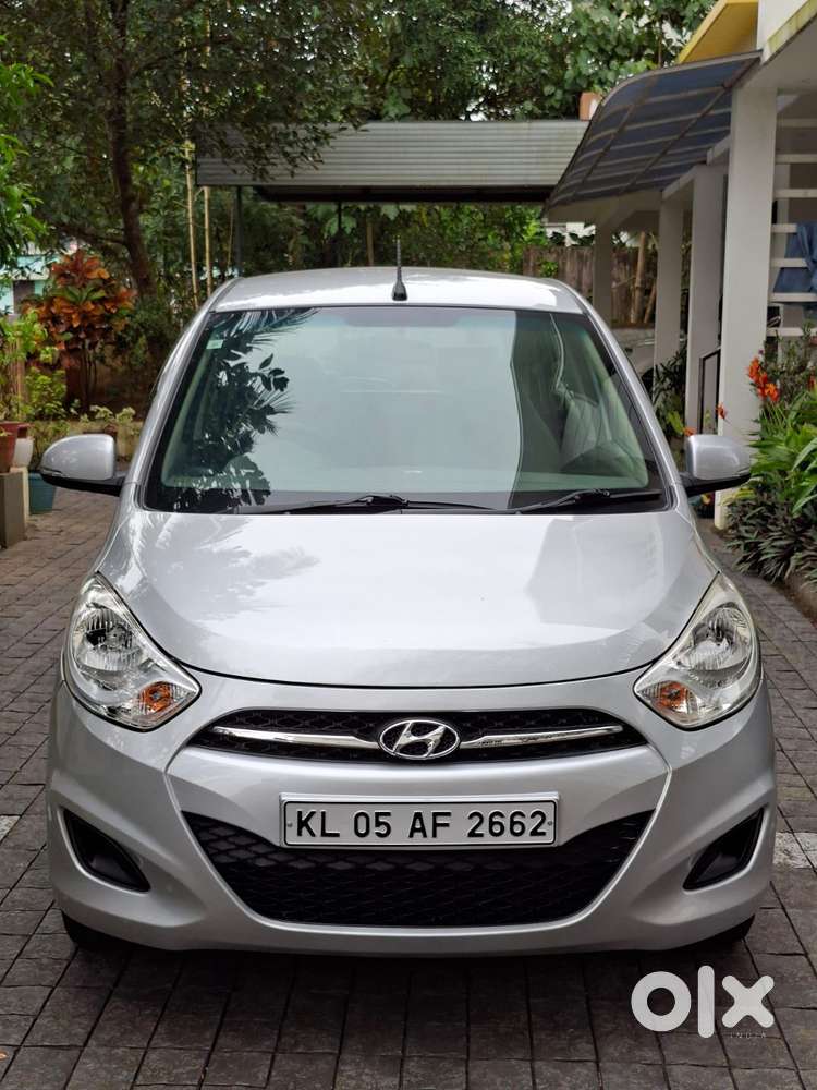 Hyundai I10 Sportz At, 2012, Petrol