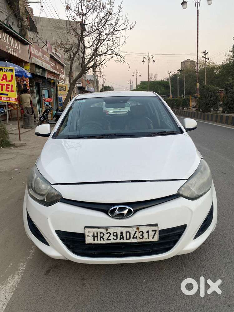 Hyundai I20 2015-2017 Sportz Option 1.4 Crdi, 2012, Petrol