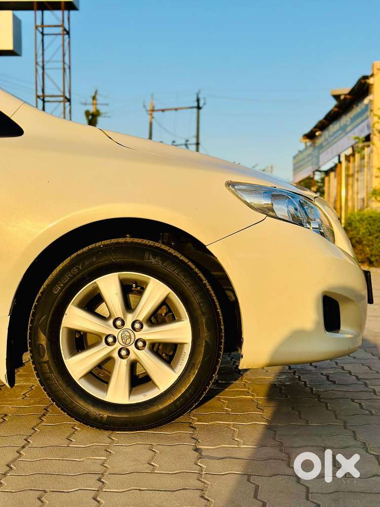 Toyota Corolla Altis 2010-2013 G, 2010, Petrol