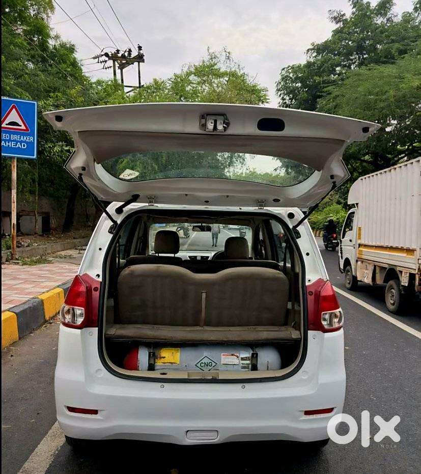 Maruti Suzuki Ertiga 1.4 Vxi Cng Anniversary Edition, 2014, Cng & Hy..