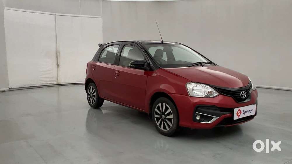 Toyota Etios Liva Vx Dual Tone, 2017, Petrol
