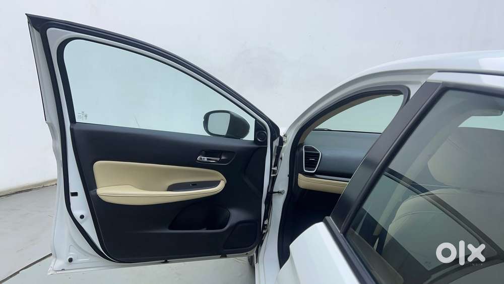 Honda City 1.5 Zx I-vtec Mt, 2023, Petrol