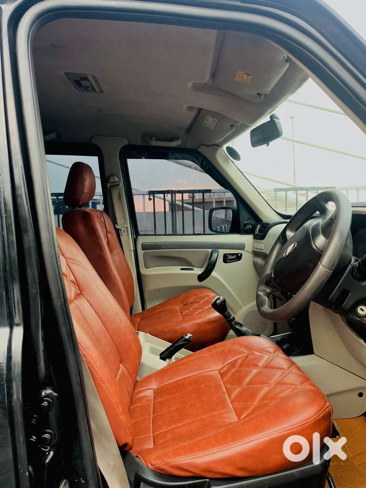 Mahindra Scorpio S6, 2015, Diesel
