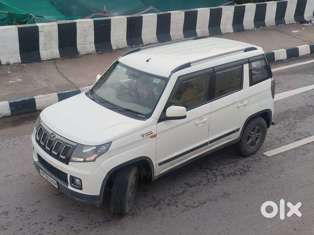Mahindra Tuv 300 T10 Opt, 2019, Diesel
