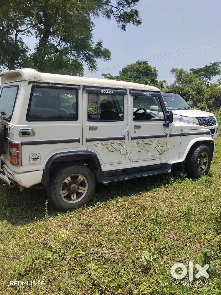 Mahindra Tuv 300 2017