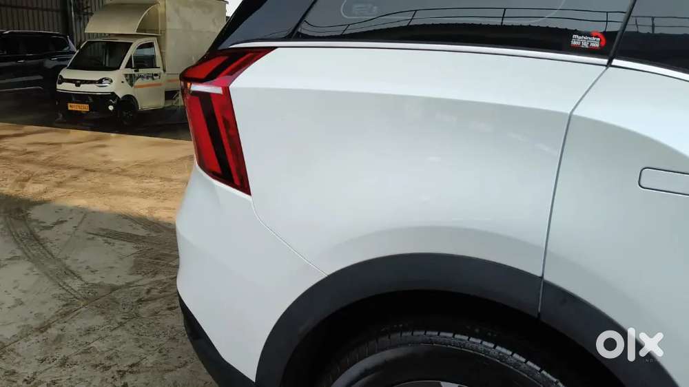 Mahindra Xuv700 2026 Diesel Well Maintained
