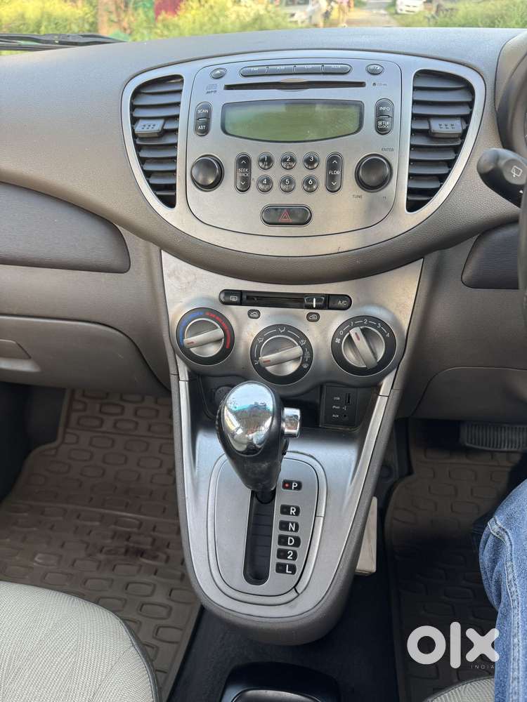 Hyundai I10 Sportz At, 2013, Petrol