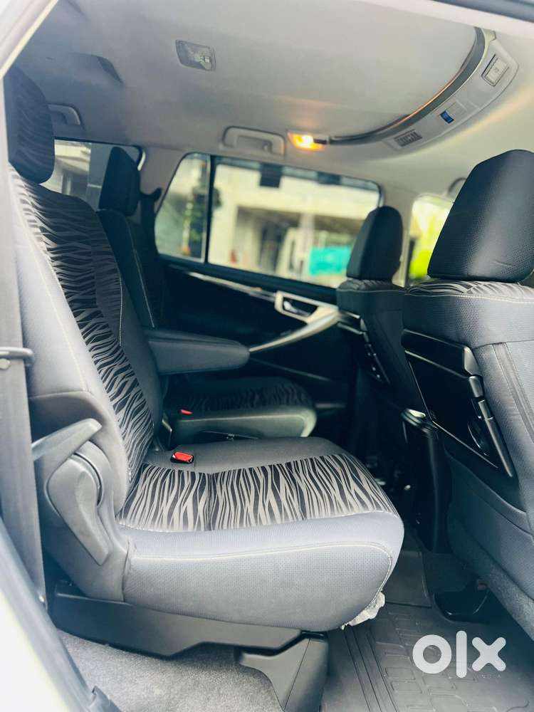 Toyota Innova Crysta