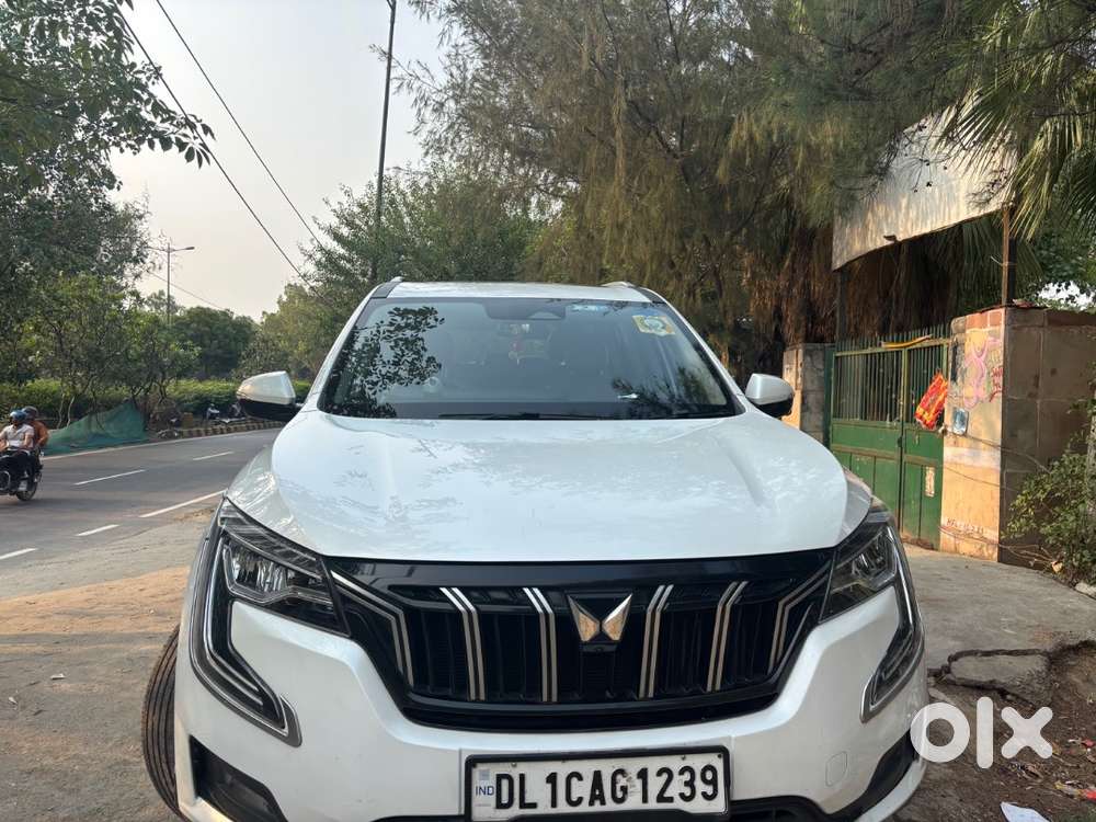 Mahindra Xuv700 2022 Ax7l Petrol Well Maintained