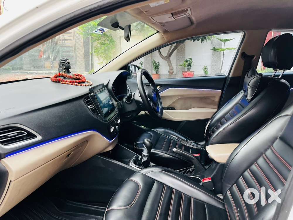 Hyundai Petrol Manual 2023