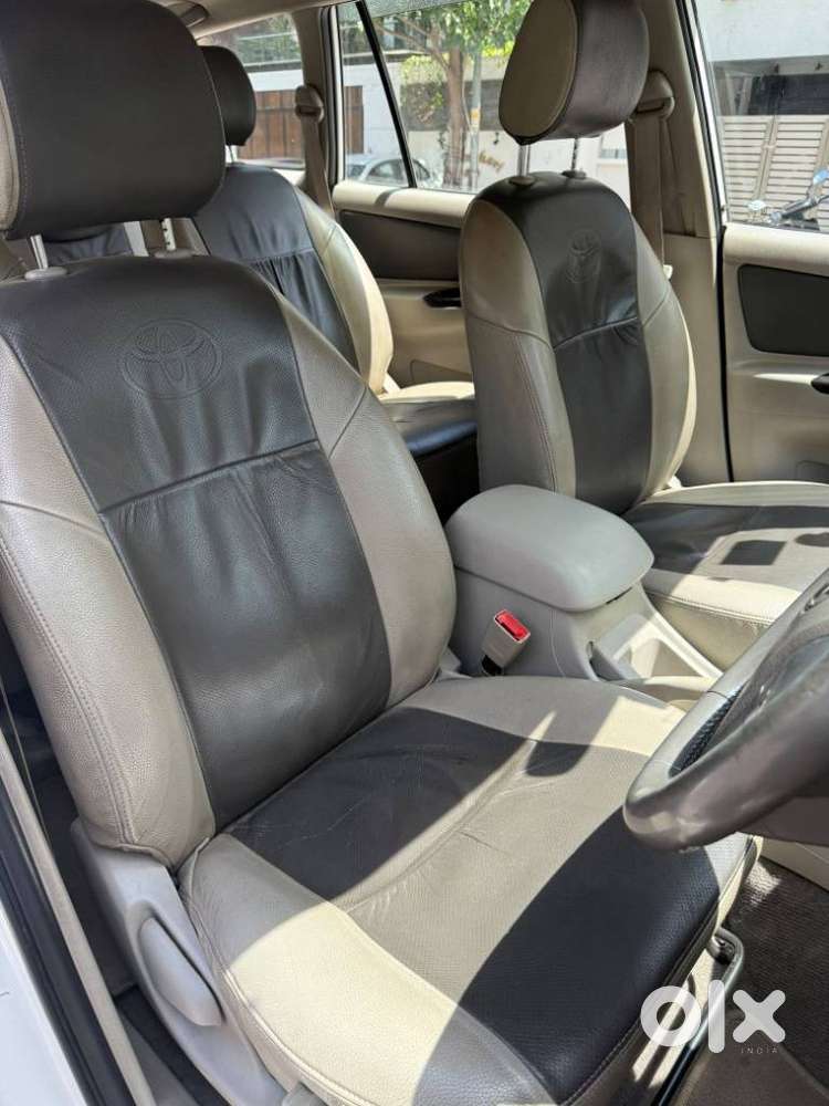 Toyota Innova 2.5 Z Diesel 7 Seater, 2013, Diesel
