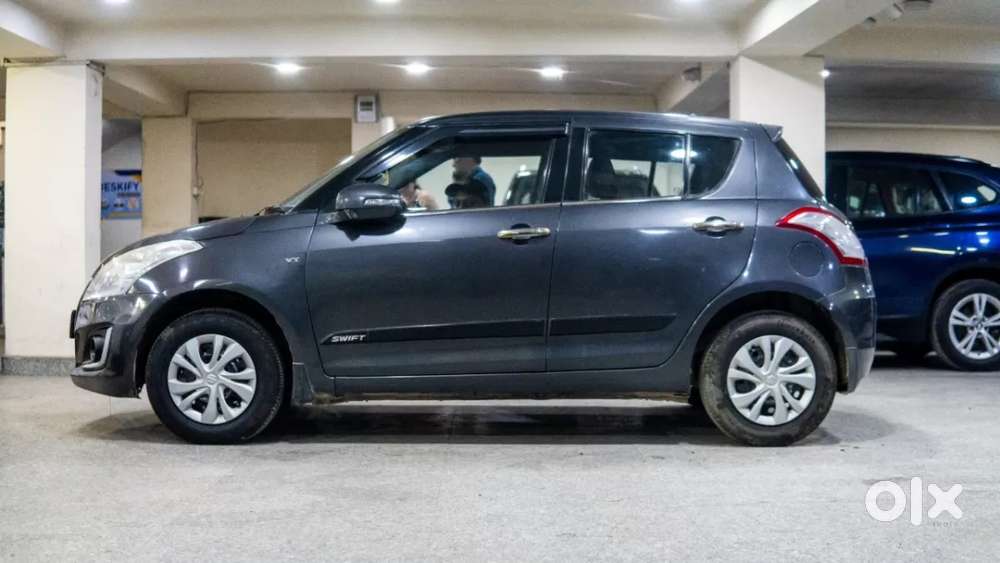 Maruti Suzuki Swift Vxi Optional, 2016, Petrol