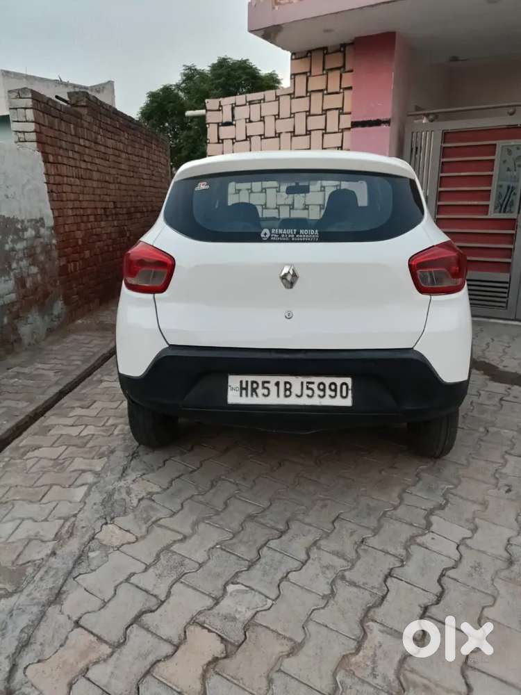 Mahindra Renault Logan Petrol 2016