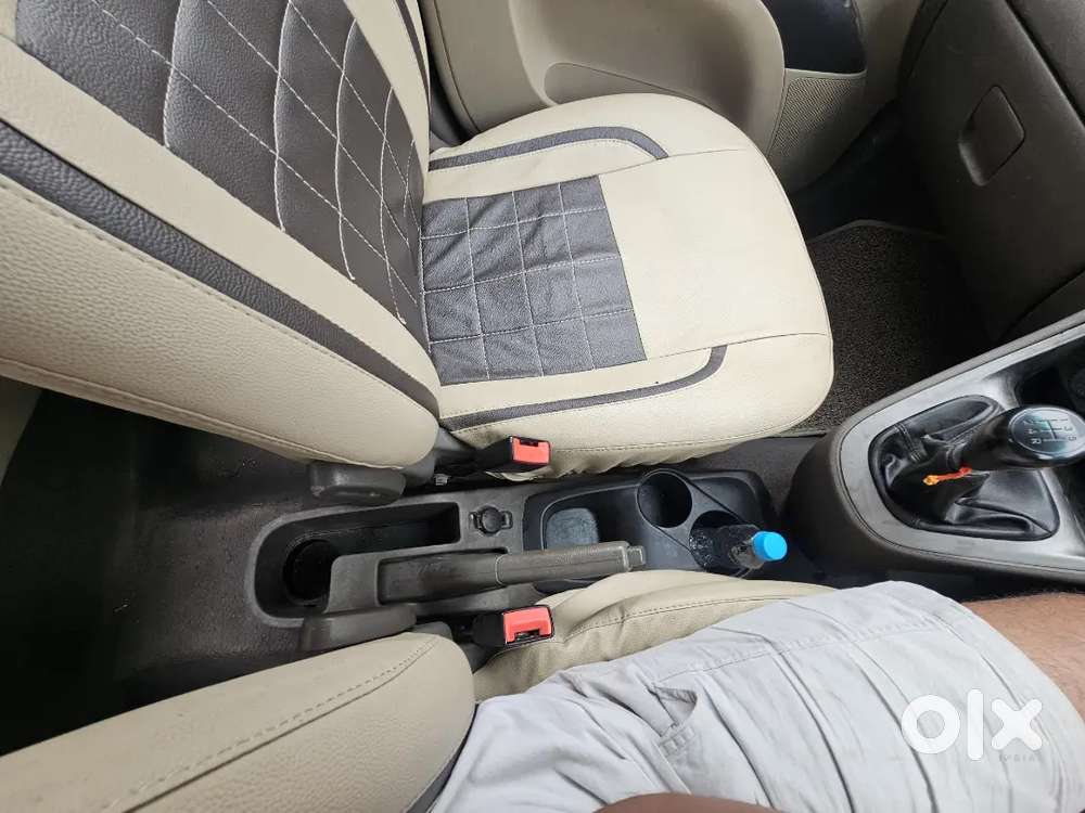 Hyundai I10 Sportz 2013 Variant