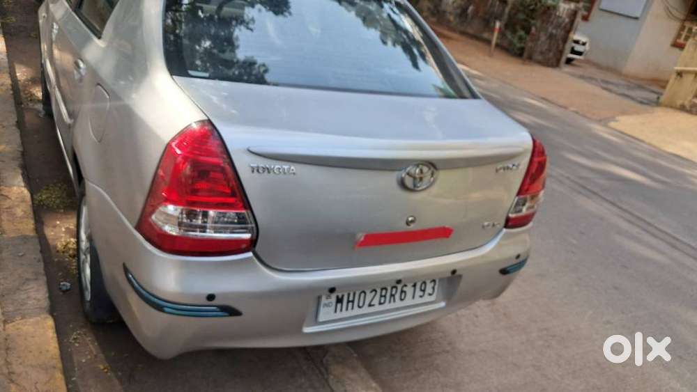 Toyota Etios V, 2011, Petrol