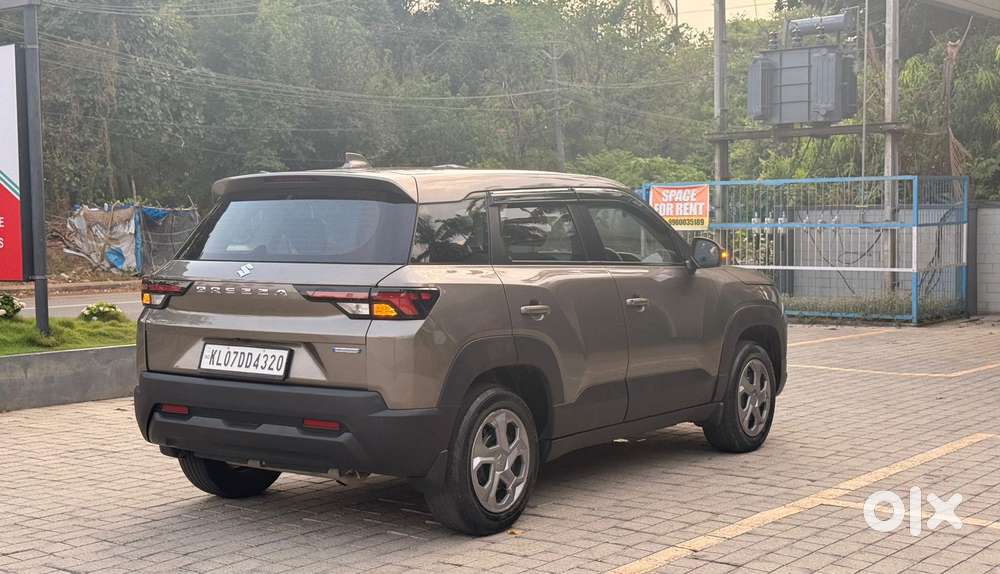 Maruti Suzuki Brezza 1.5 Zxi At Smart Hybrid, 2024, Petrol
