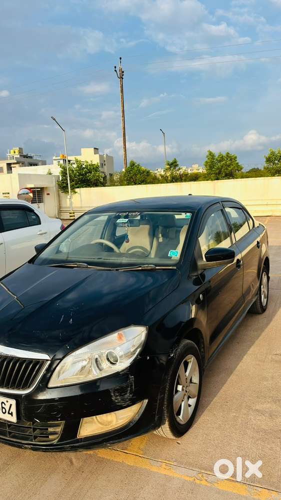 Skoda Rapid Petrol 2017 Year