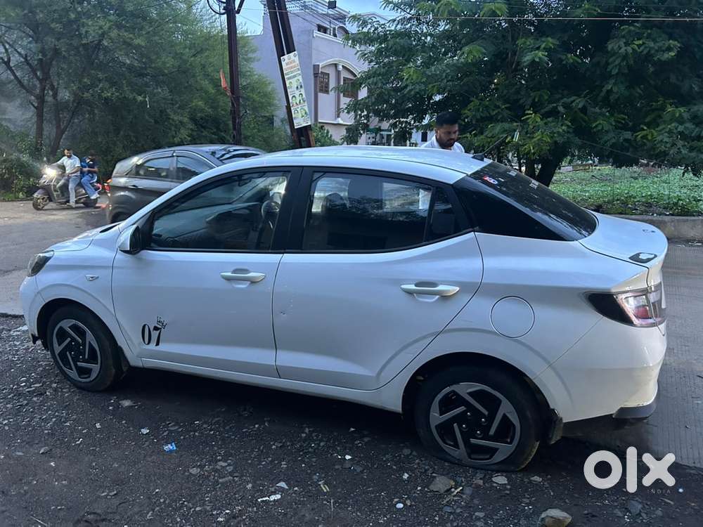 Hyundai Aura 2024 Car