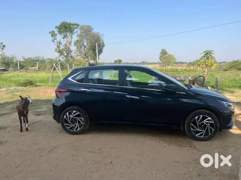 Brand New Car With Only 10 Thousand Km Driven