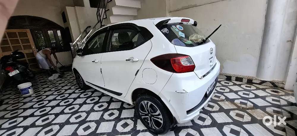 Tata Tiago Revotron 2022