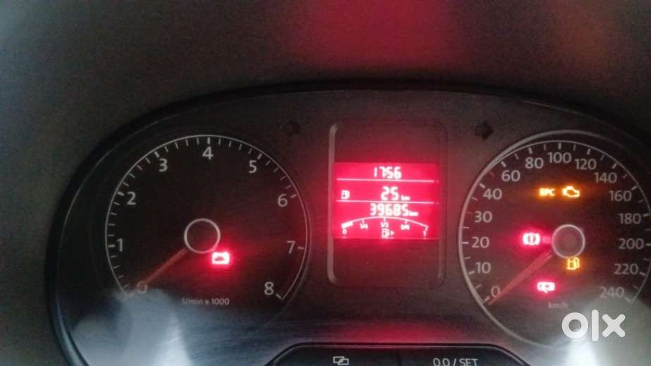 Volkswagen Vento 2010-2013 Petrol Highline, 2010, Petrol