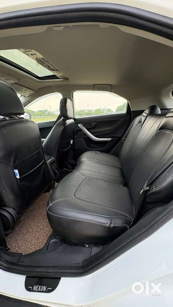 Tata Nexon 1.2 Revotron Xm Plus (s), 2023, Petrol