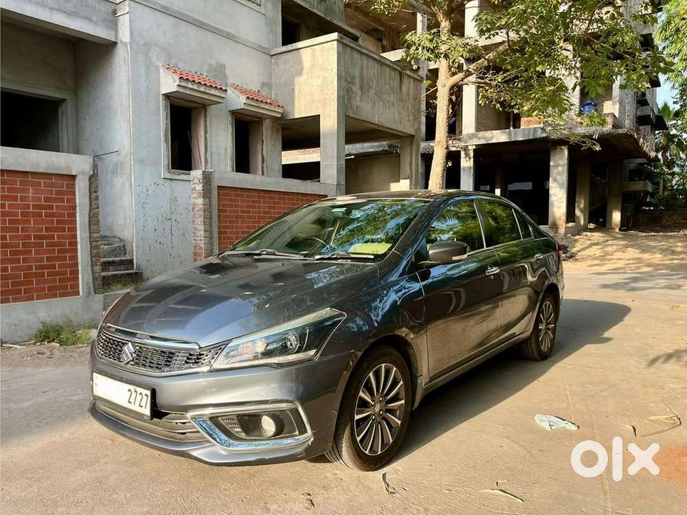 Maruti Suzuki Ciaz Alpha Hybrid (top Model)