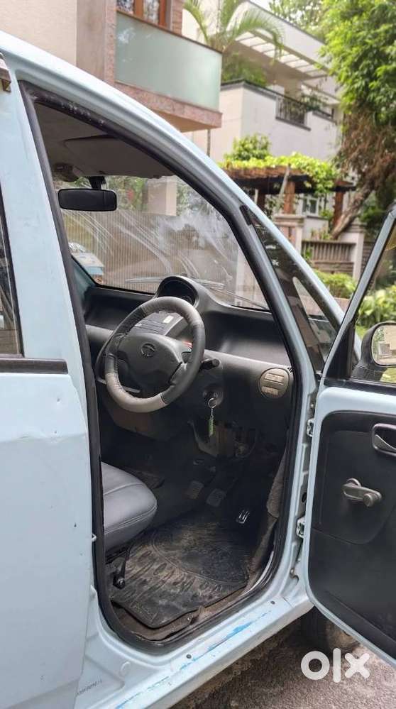 Tata Nano Xe, 2011, Petrol