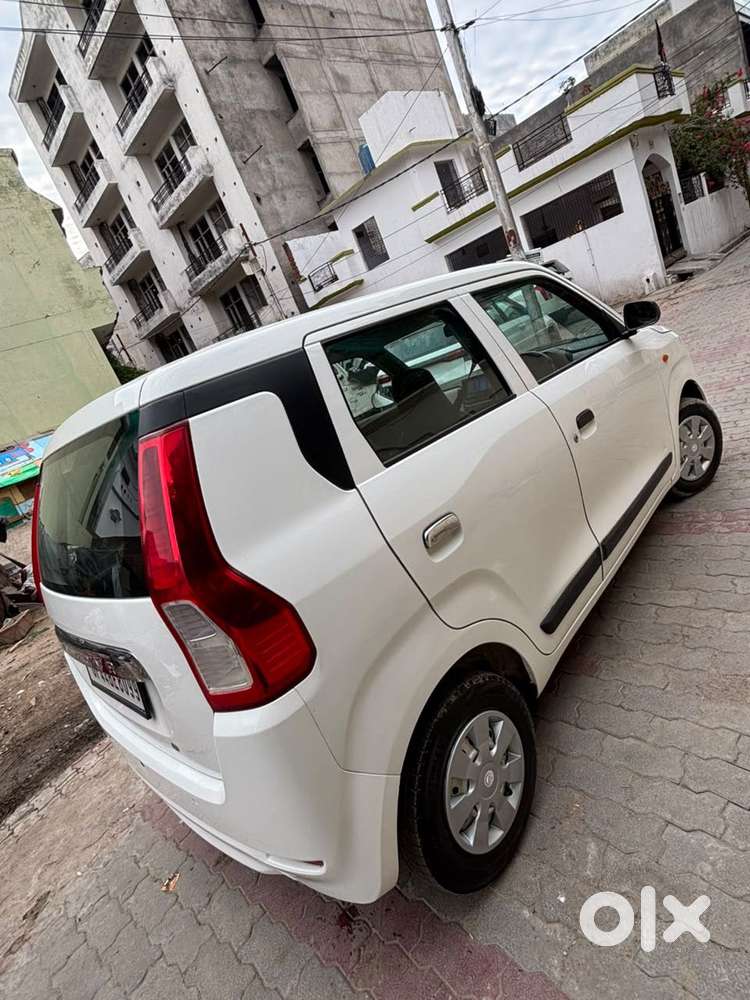 Maruti Suzuki Wagon R Lxi, 2022, Petrol