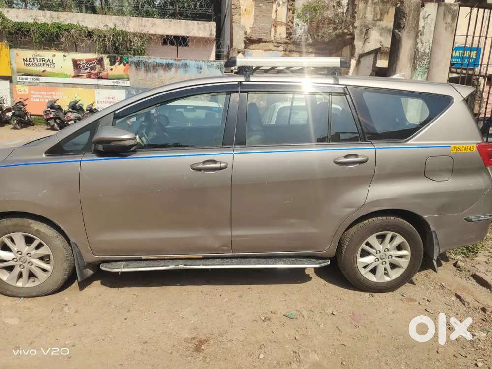 Toyota Innova 2018 Diesel 350000 Km Driven