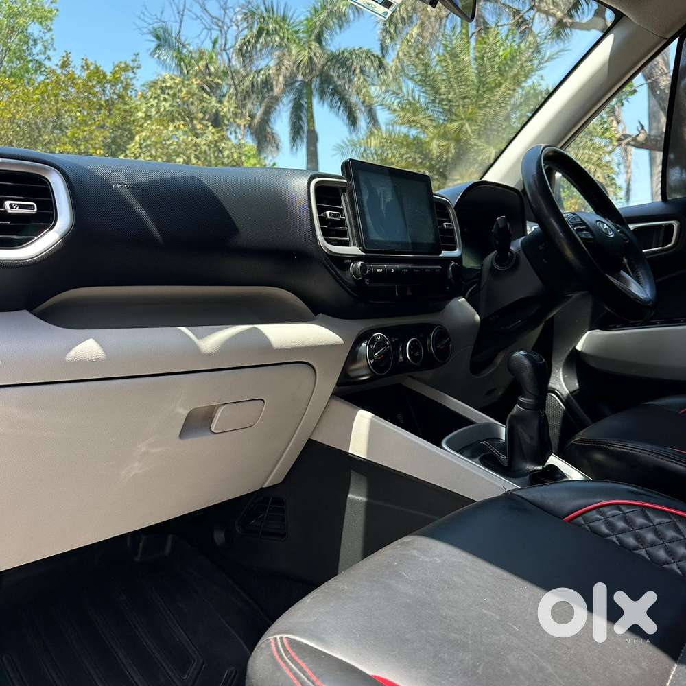 Hyundai Venue S 1.2 Petrol, 2024, Petrol